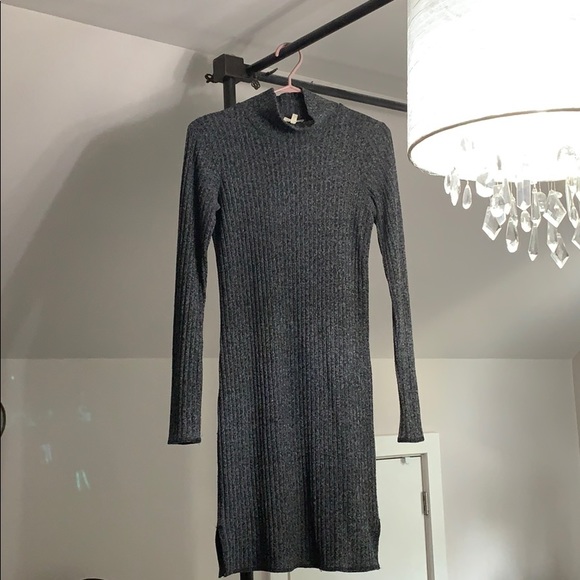Aritzia Dresses & Skirts - ARITZIA Turtleneck Sweater Dress